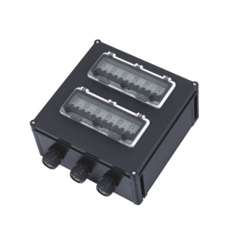 SFM（D）-系列防水防尘防腐照明（动力）配电箱