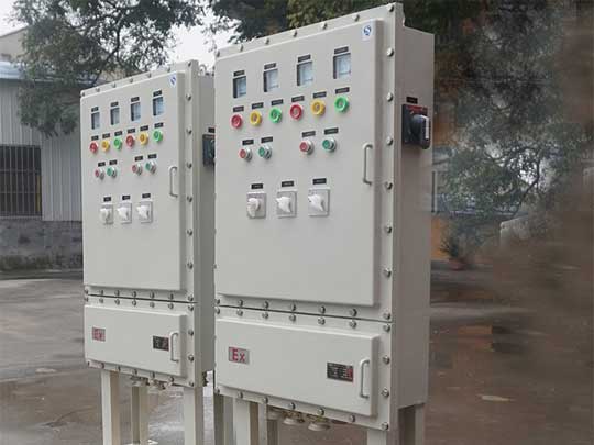 触摸屏防爆箱相较于一般防爆箱有哪些不同